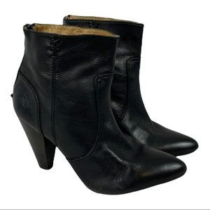 Frye Regina heel bootie size 8.5.
